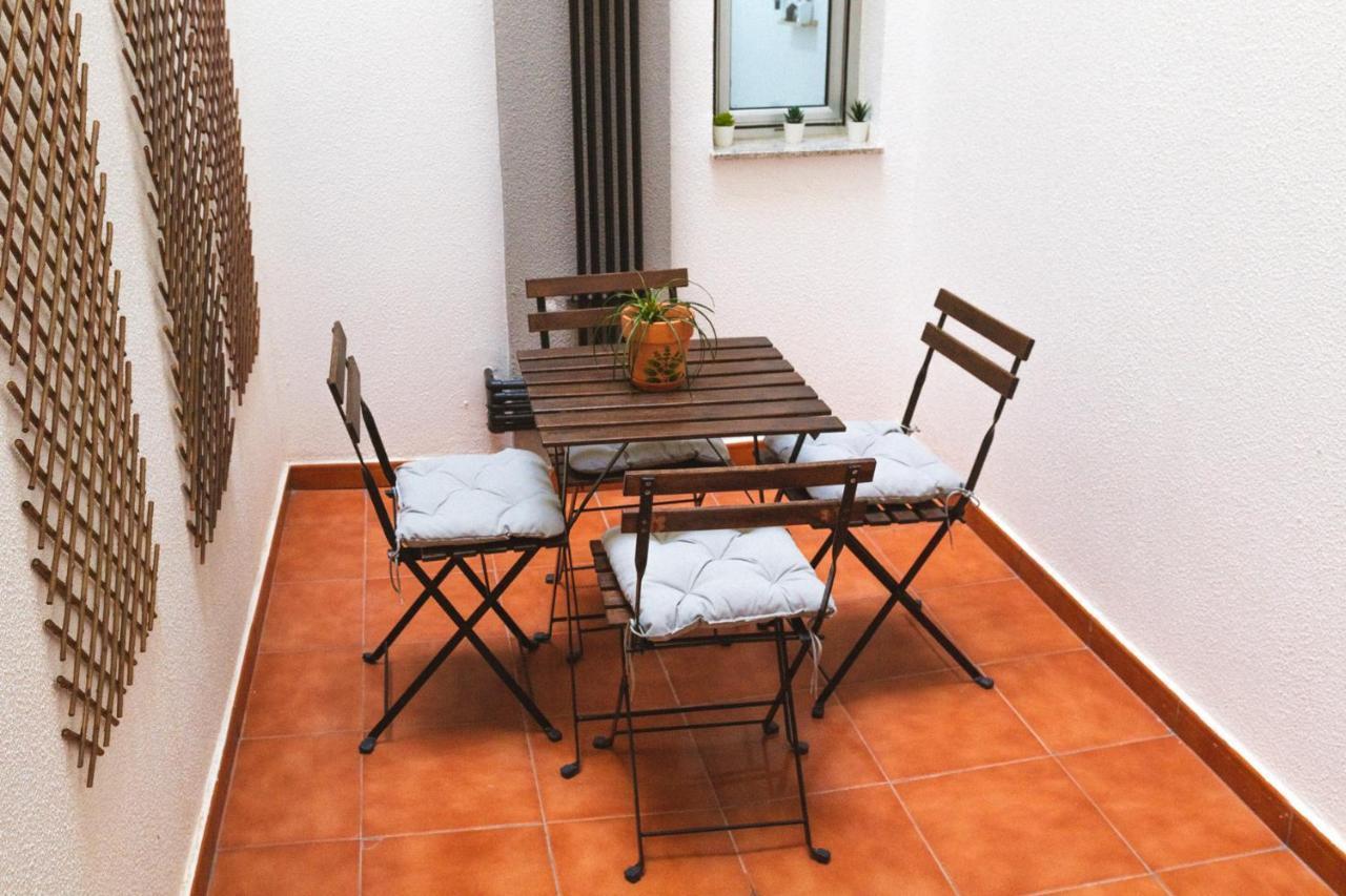 Apartment With A Patio In Las Canteras Las Palmas / Gran Canaria Exterior foto