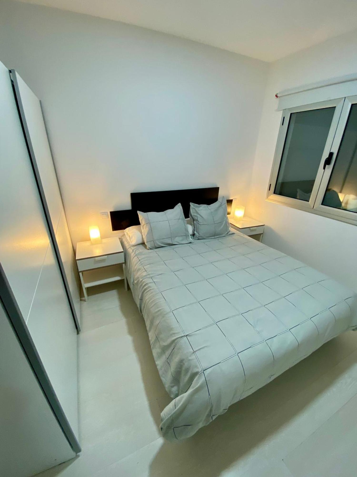 Apartment With A Patio In Las Canteras Las Palmas / Gran Canaria Exterior foto